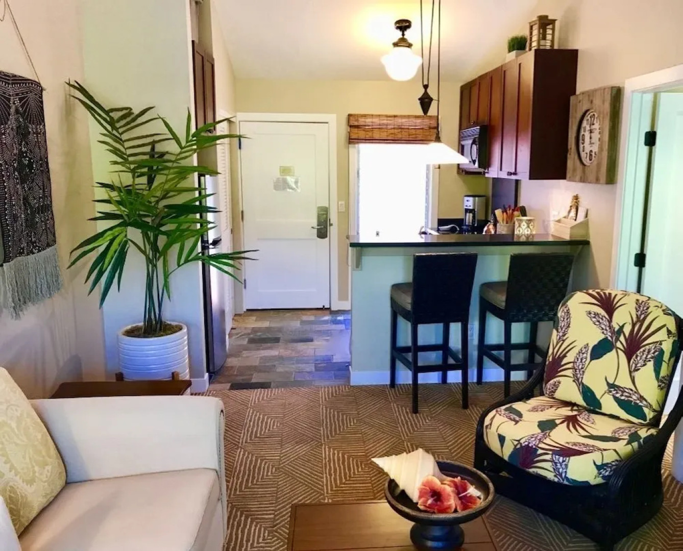 Aina Nalu K 205 1 Bedroom 1 Bathroom Condo