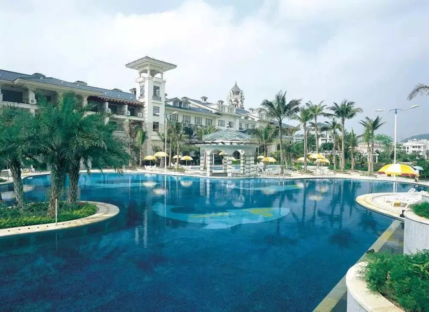 Wuyi Country Garden Phoenix Hotel