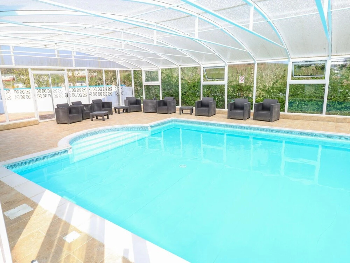 Vineyard Vale 8
