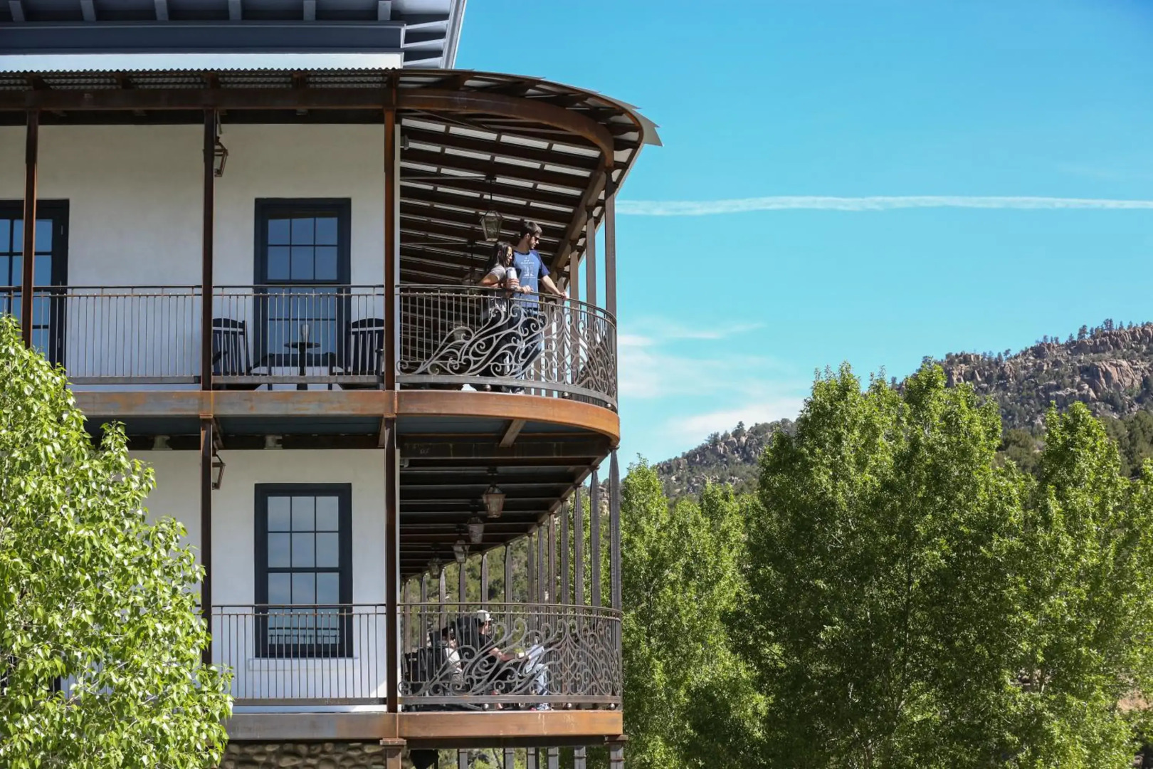 Surf Hotel & Chateau