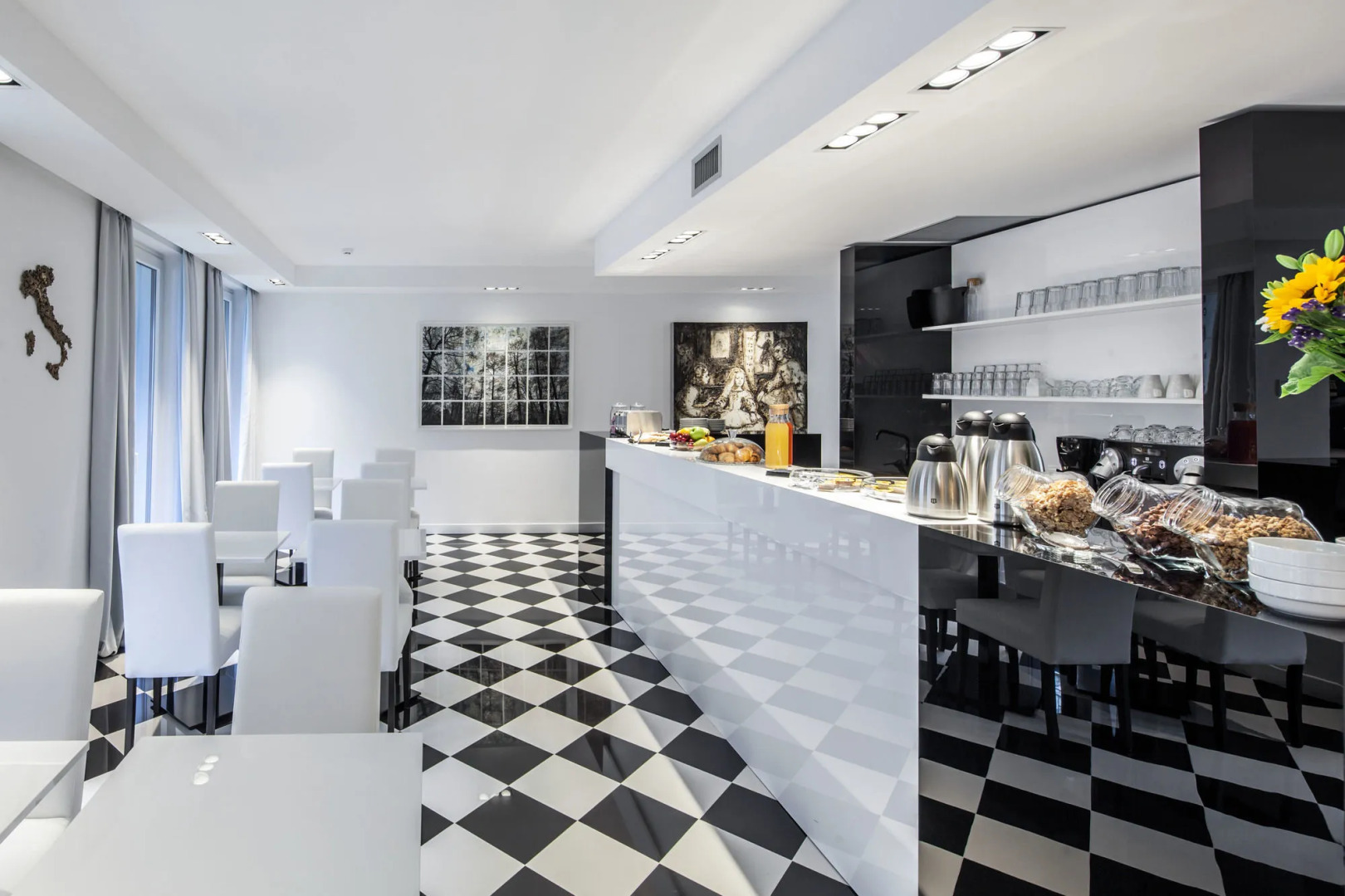 Отель Studio Inn Centrale & Milano Urban Padel