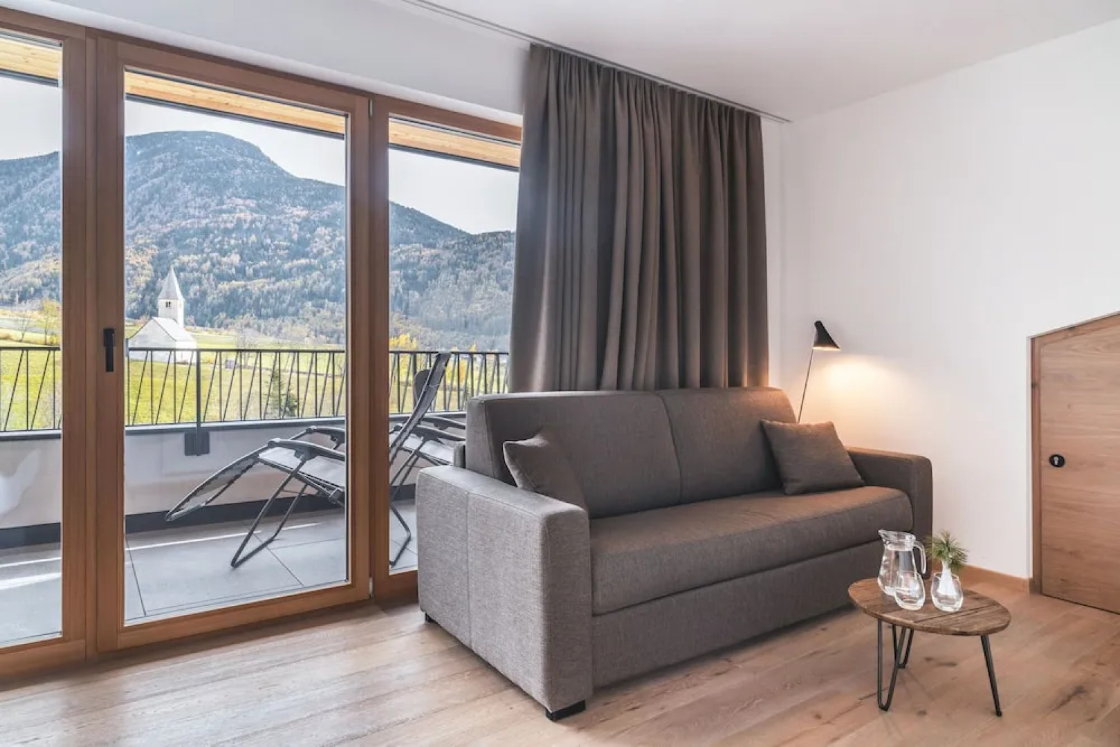 Maraias Luxury Suites & Apartments