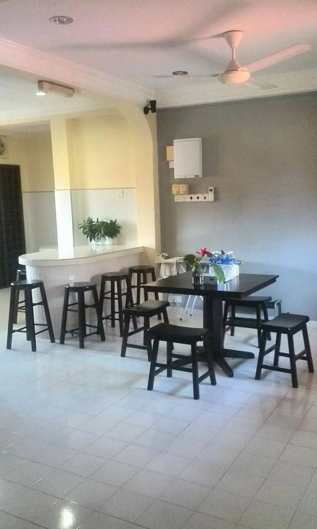 Abang Adik Service Suite Hotel Melaka