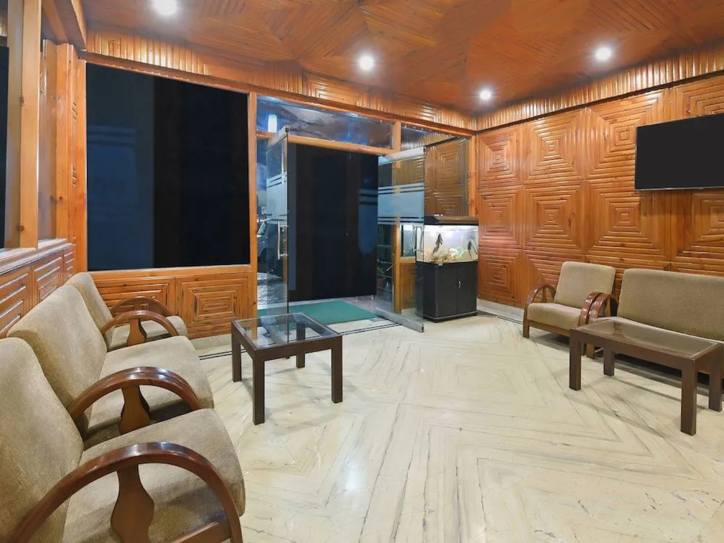 OYO 23533 Mount View