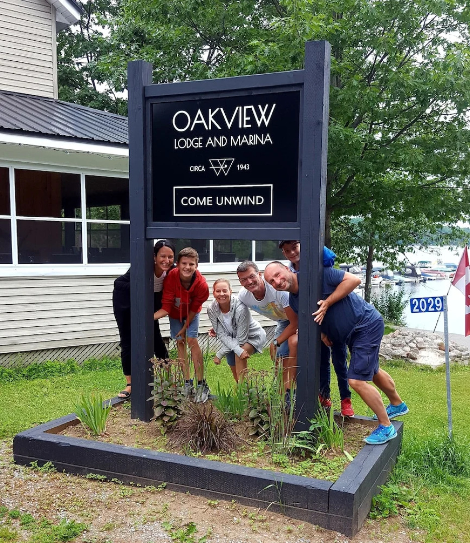 Oakview Lodge & Marina