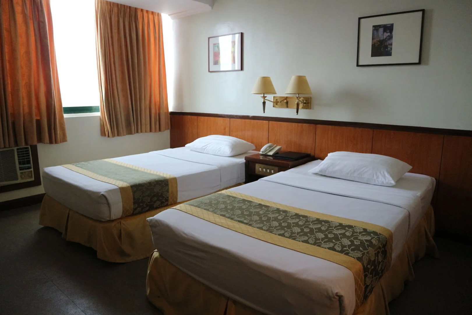 Iloilo Business Hotel