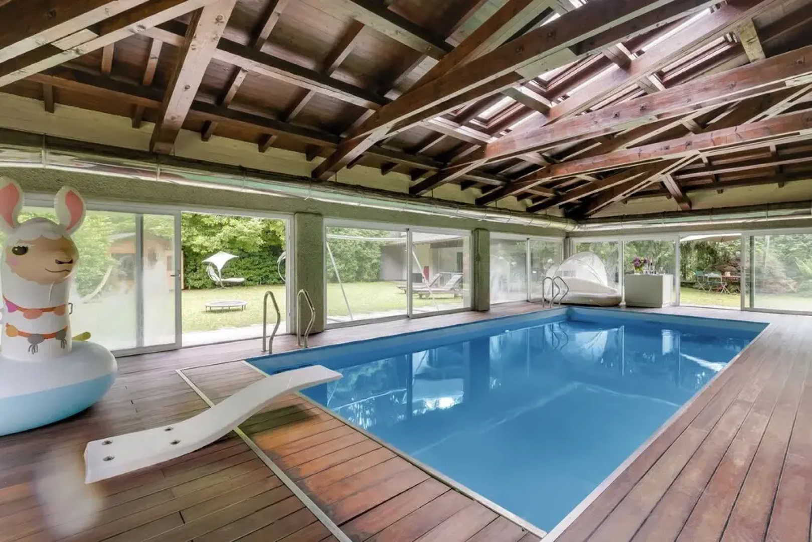 Il Gioiellino Pool And Sauna
