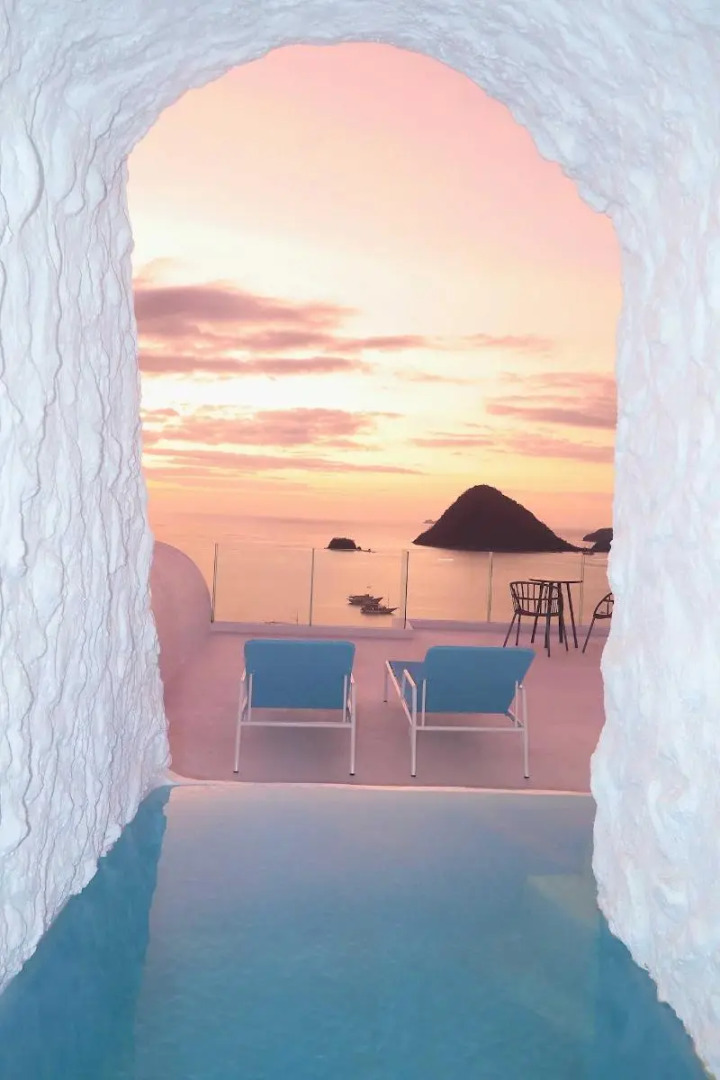 Loccal Collection Hotel