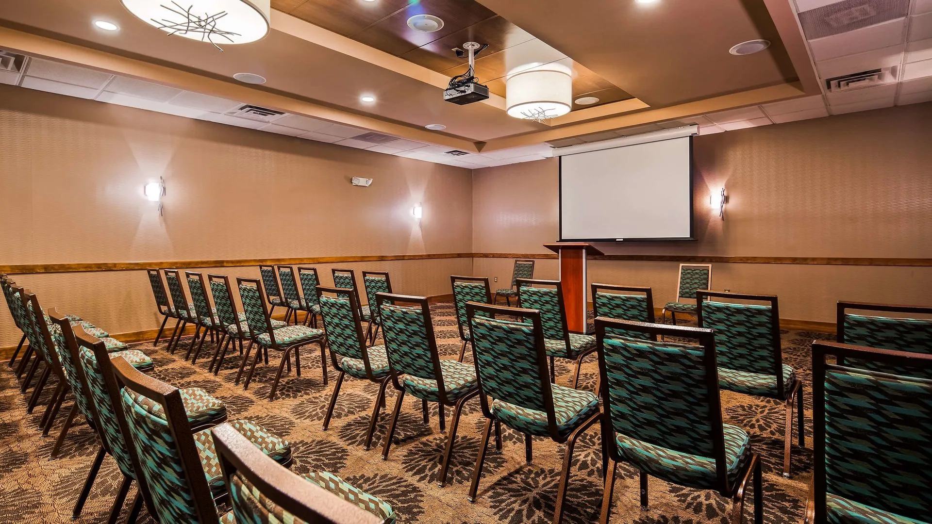 Best Western Newport Inn