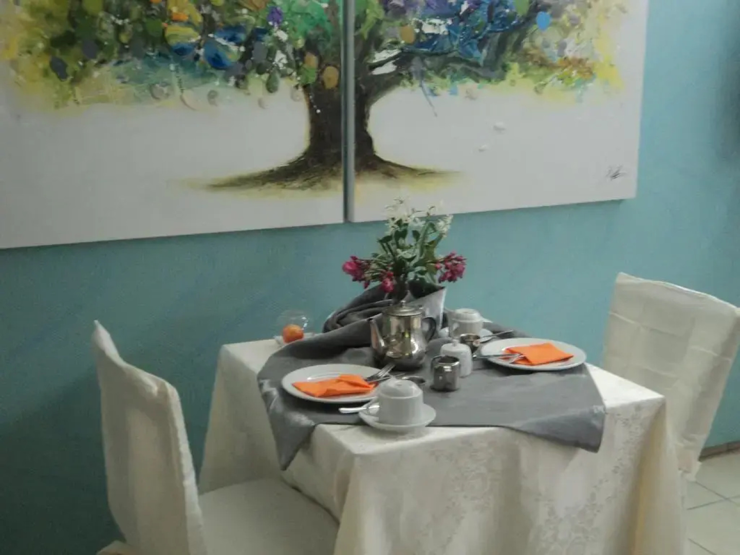 Pasiphae Hotel