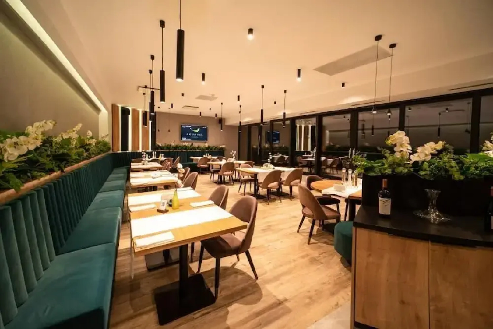 AQUAREL health & spa center