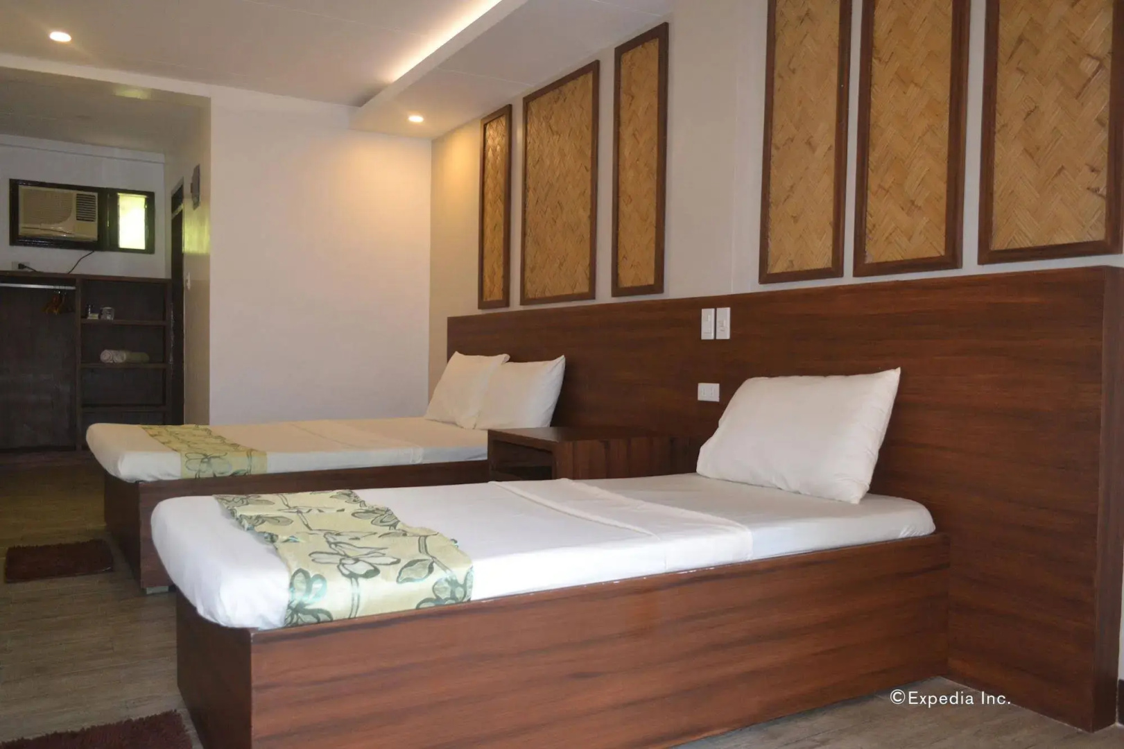 Lally and Abet Beach Cottages