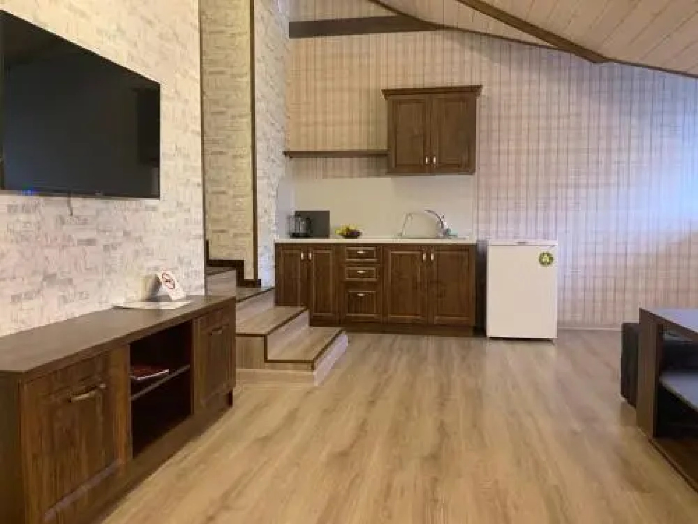 Inn On Novgorodskiy 87