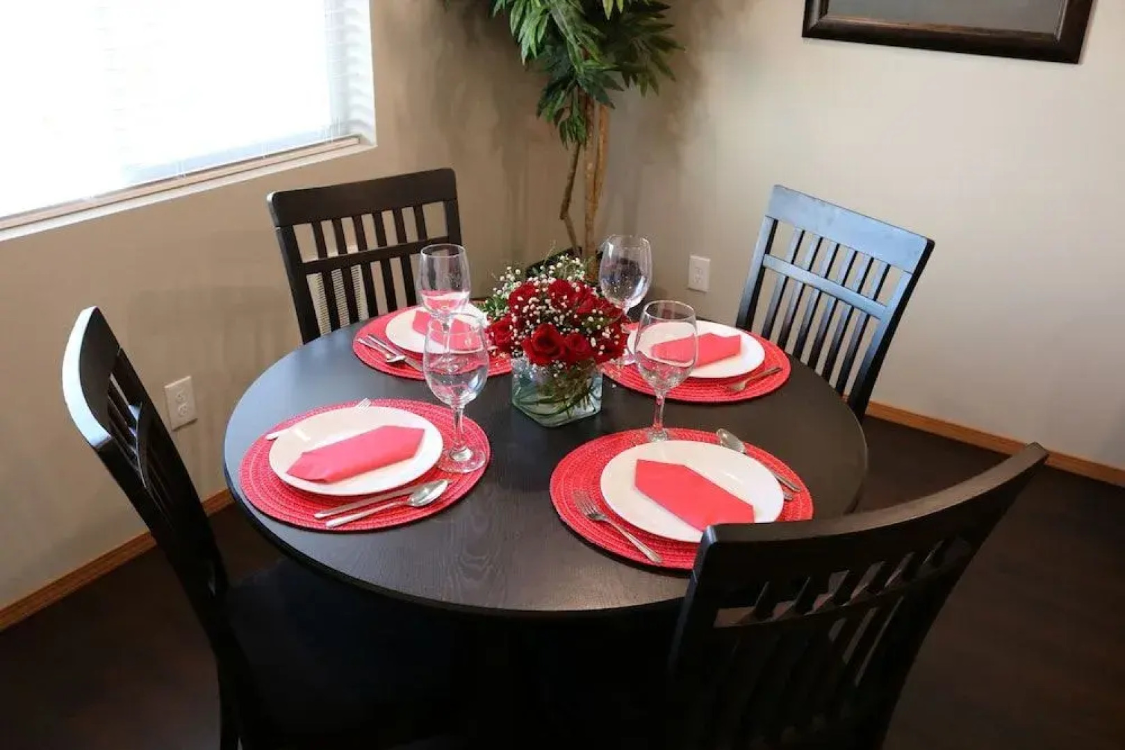 Autumn Leaf Furnished Apartments