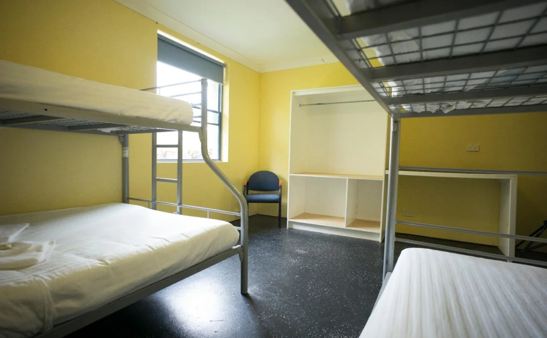 Sydney Beachouse YHA