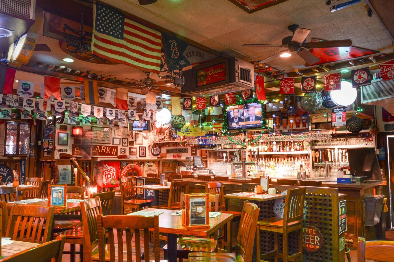 Lamie's Inn and The Old Salt Restaurant