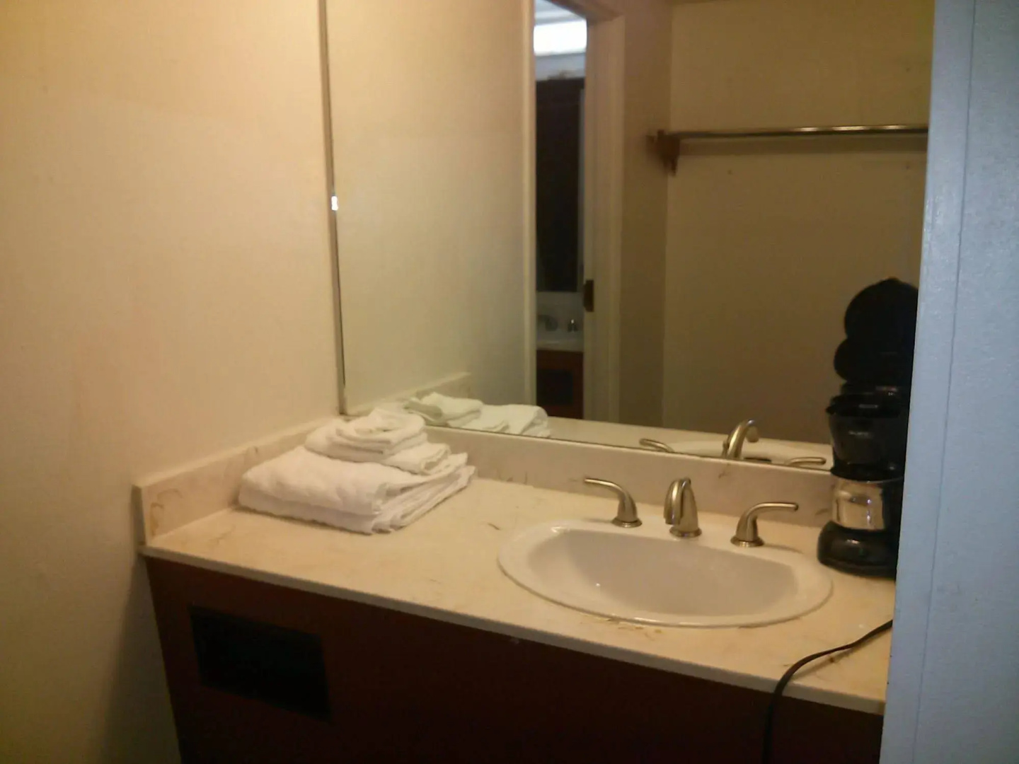 Val U Stay Inn and Suites