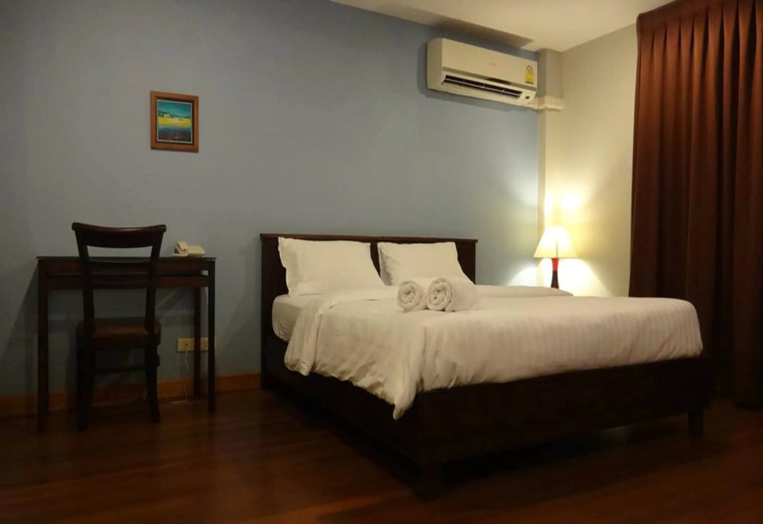 Mango Bedroom Inn