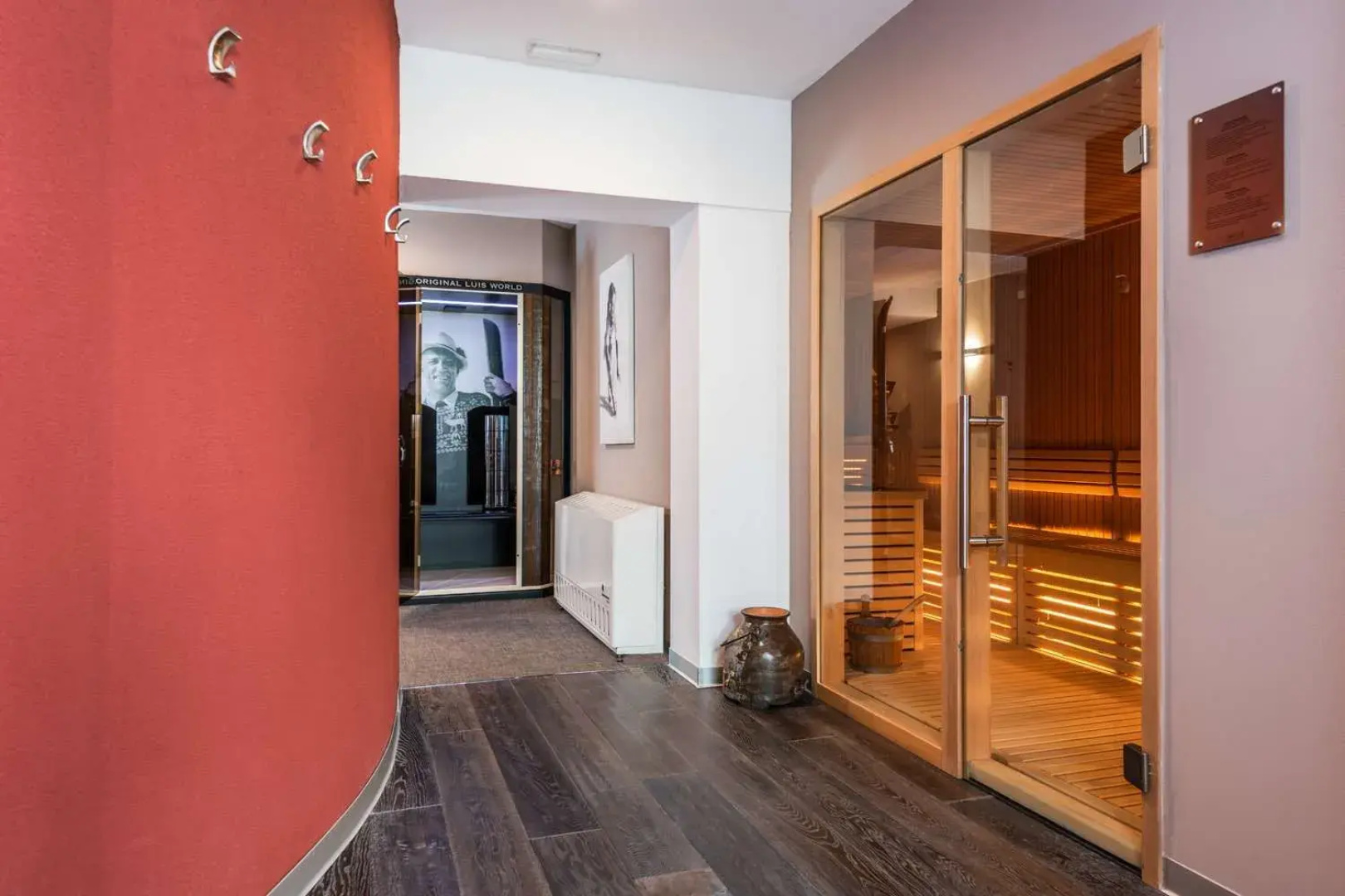 Hotel Valacia