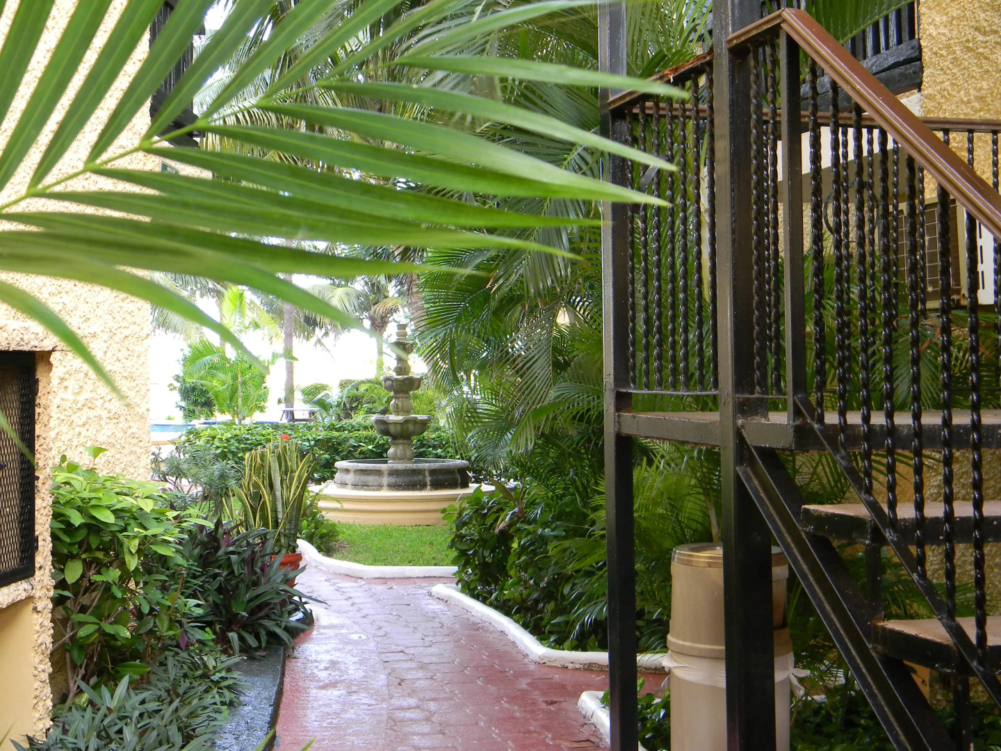 Hotel Imperial Laguna Faranda