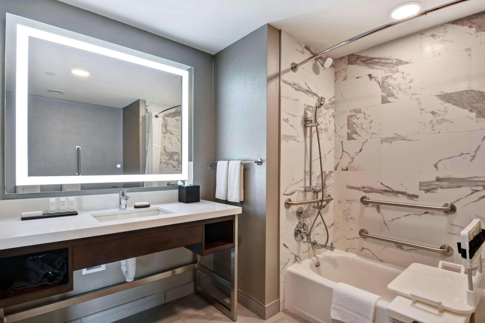 Embassy Suites by Hilton Plainfield Indianapolis Airport