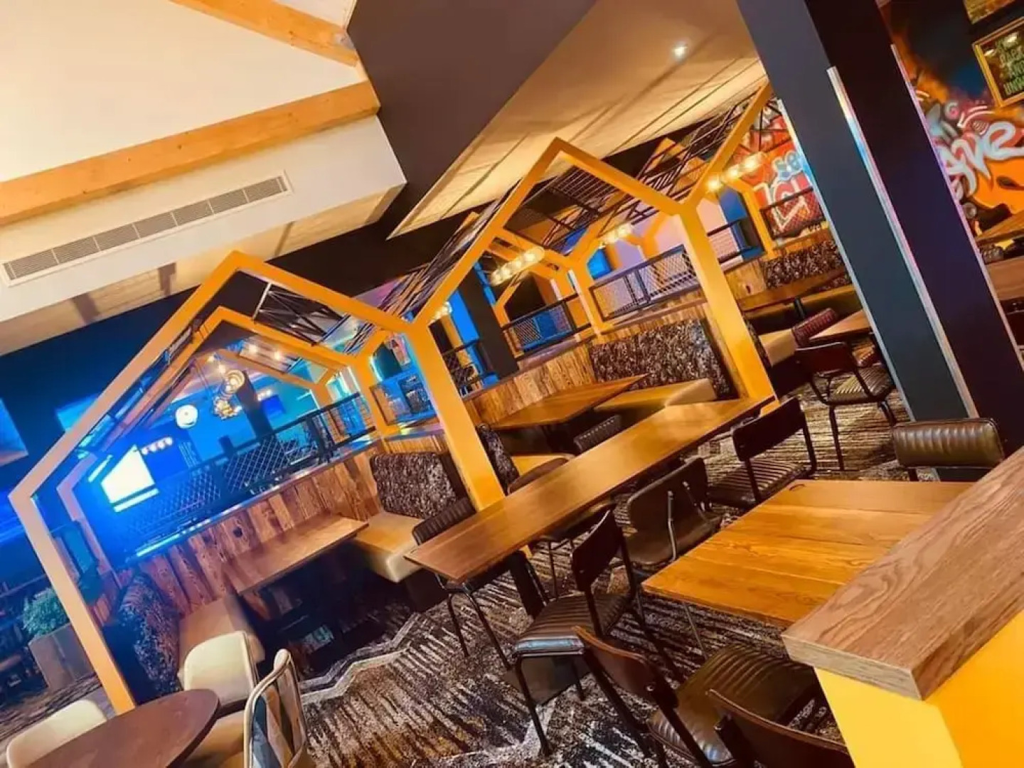 Adorable 2 Bedroom Caravan in Clacton-on-sea