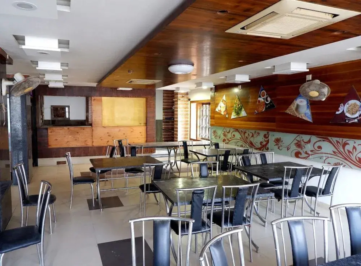 Hotel The City Palace Dwarka