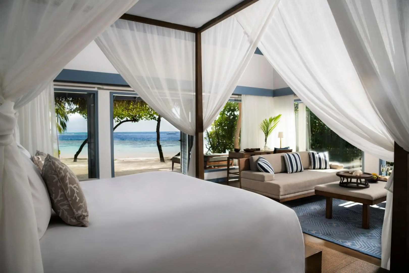 The Halcyon Private Isles Maldives, Autograph Collection