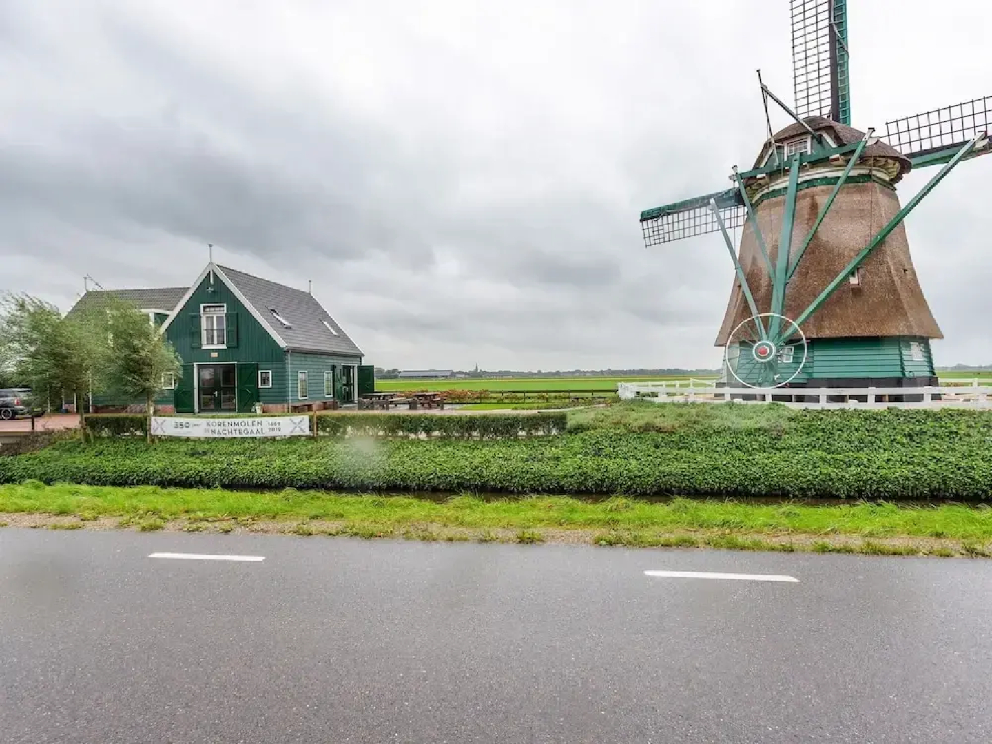 Spacious Holiday Home in the Beemster Near a Windmill