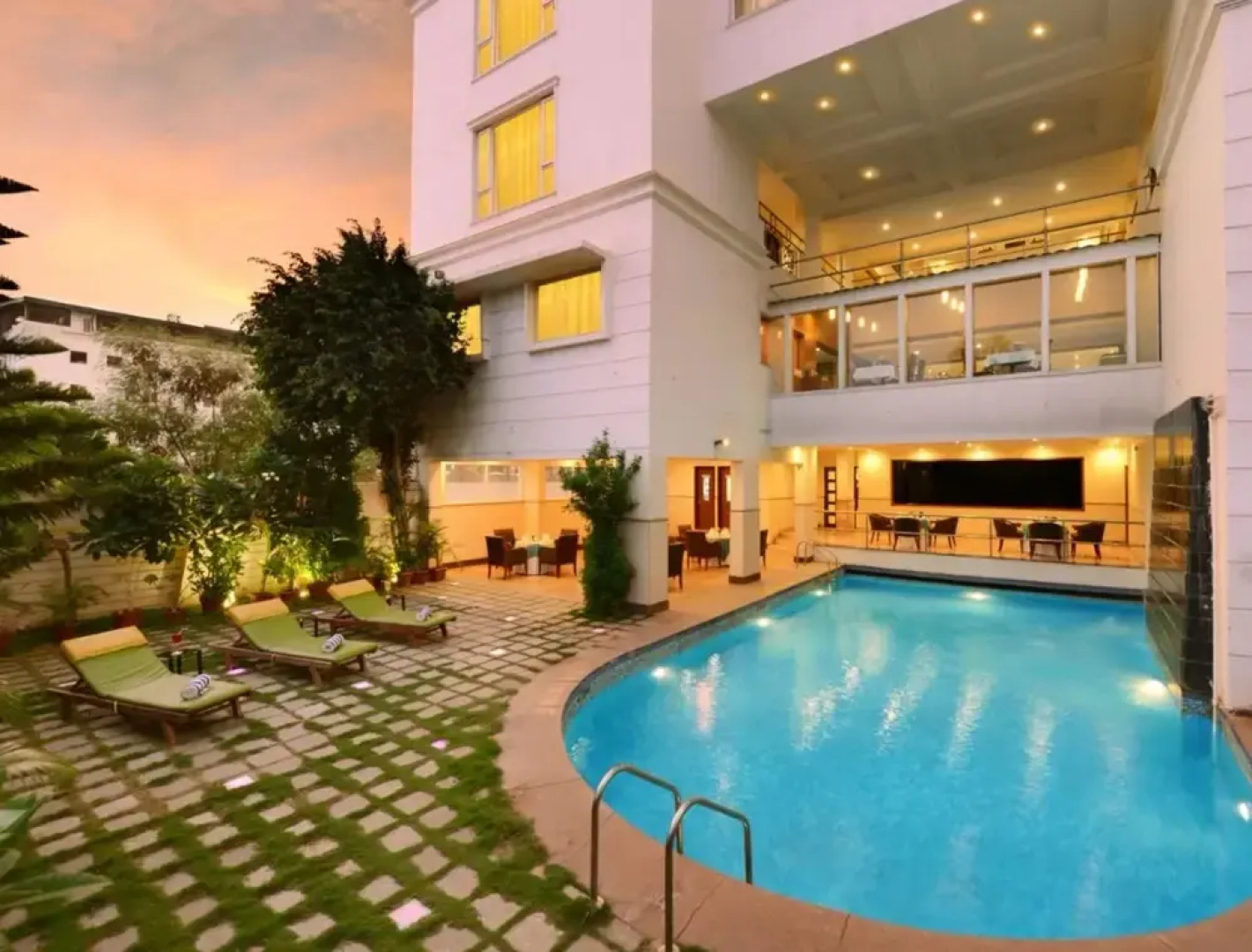 Clarks Inn Airport Hotel