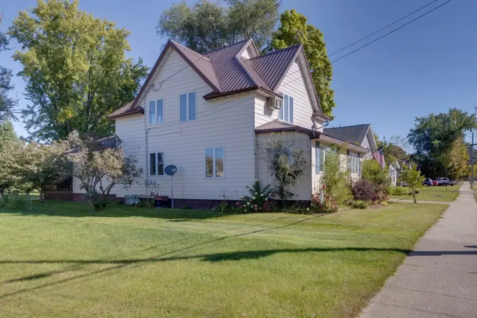 Riverfront Shawano Home w/ Private Backyard!