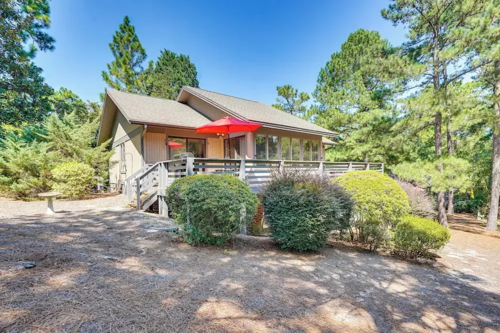 Pinehurst Home: Fire Pit, BBQ + Golf Course View!