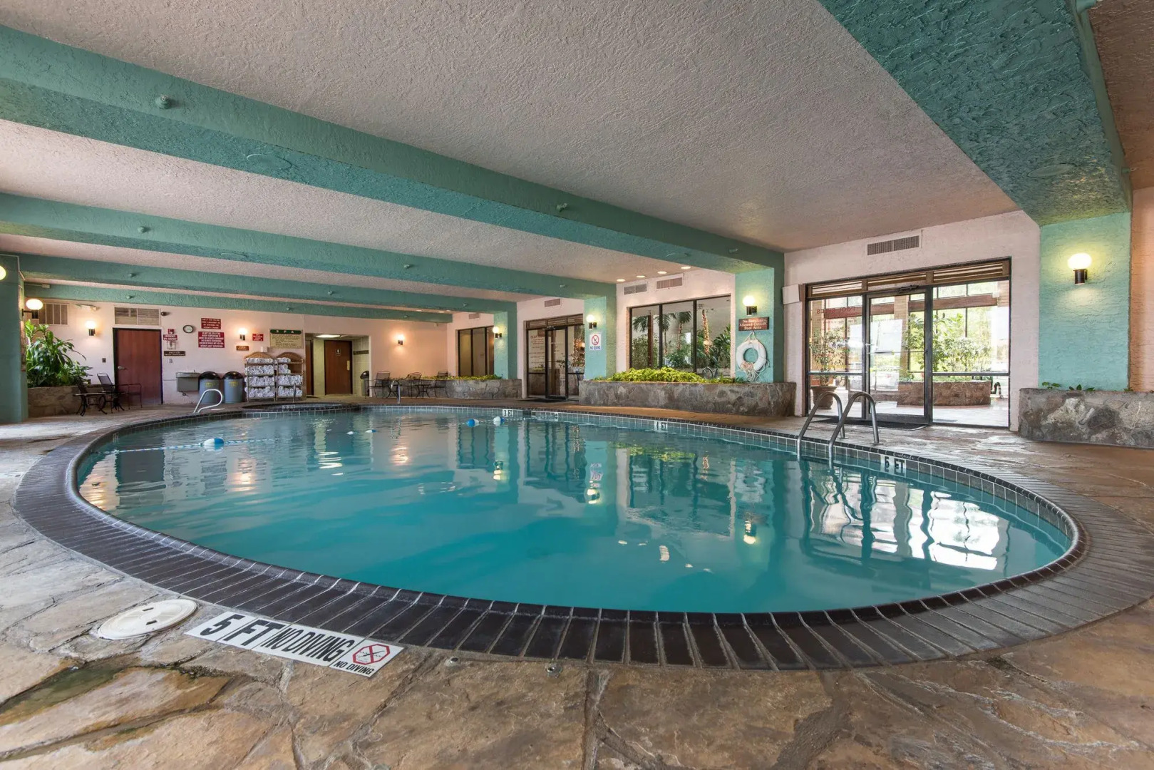 MCM Elegante Suites Abilene