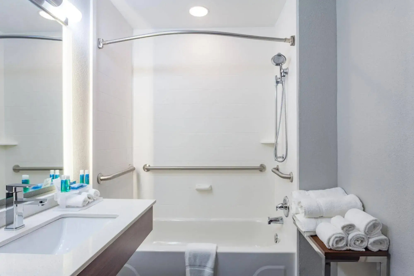 Holiday Inn Express & Suites Augusta West - Fort Gordon by IHG