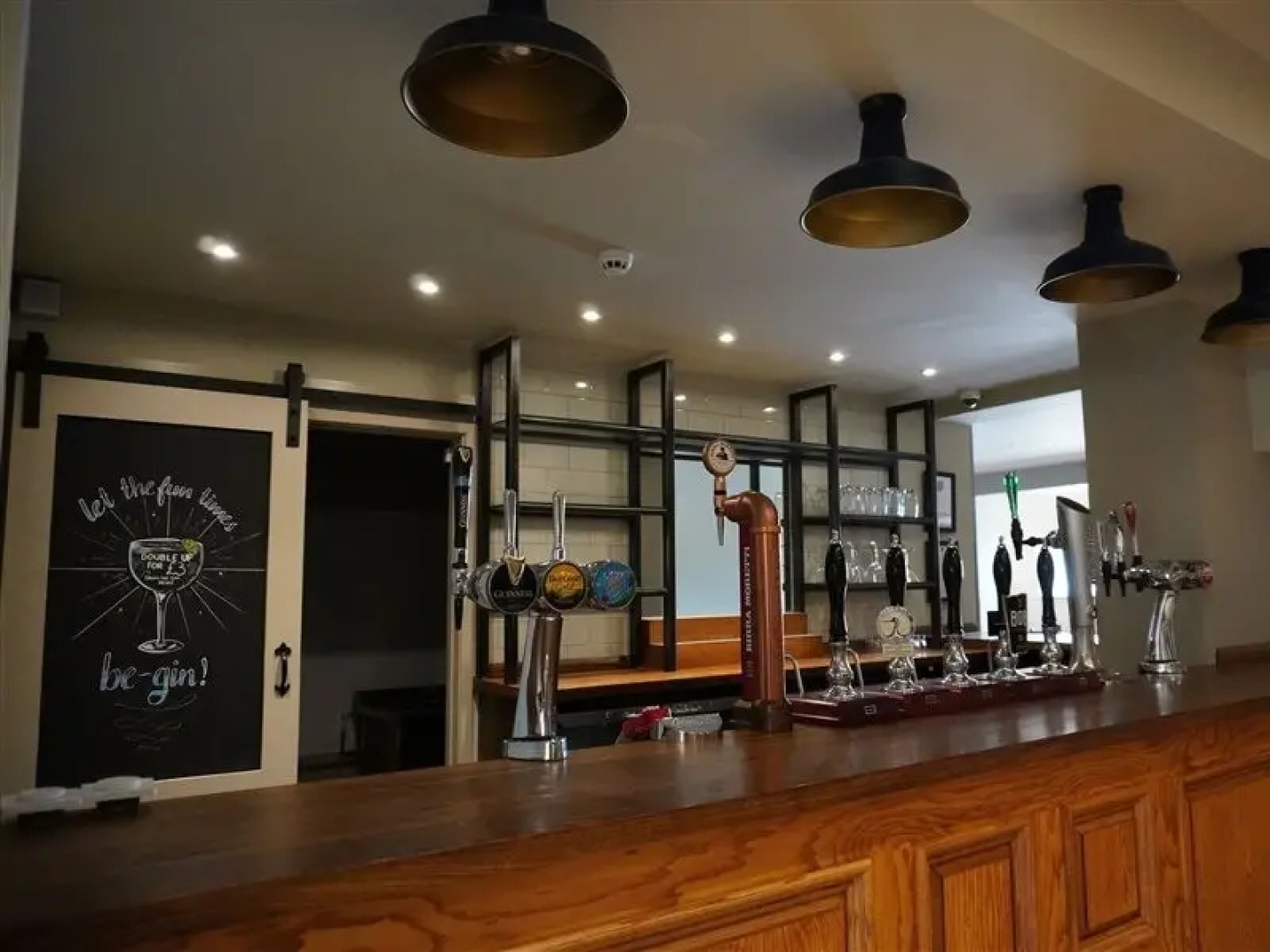 OYO The Gissons Hotel