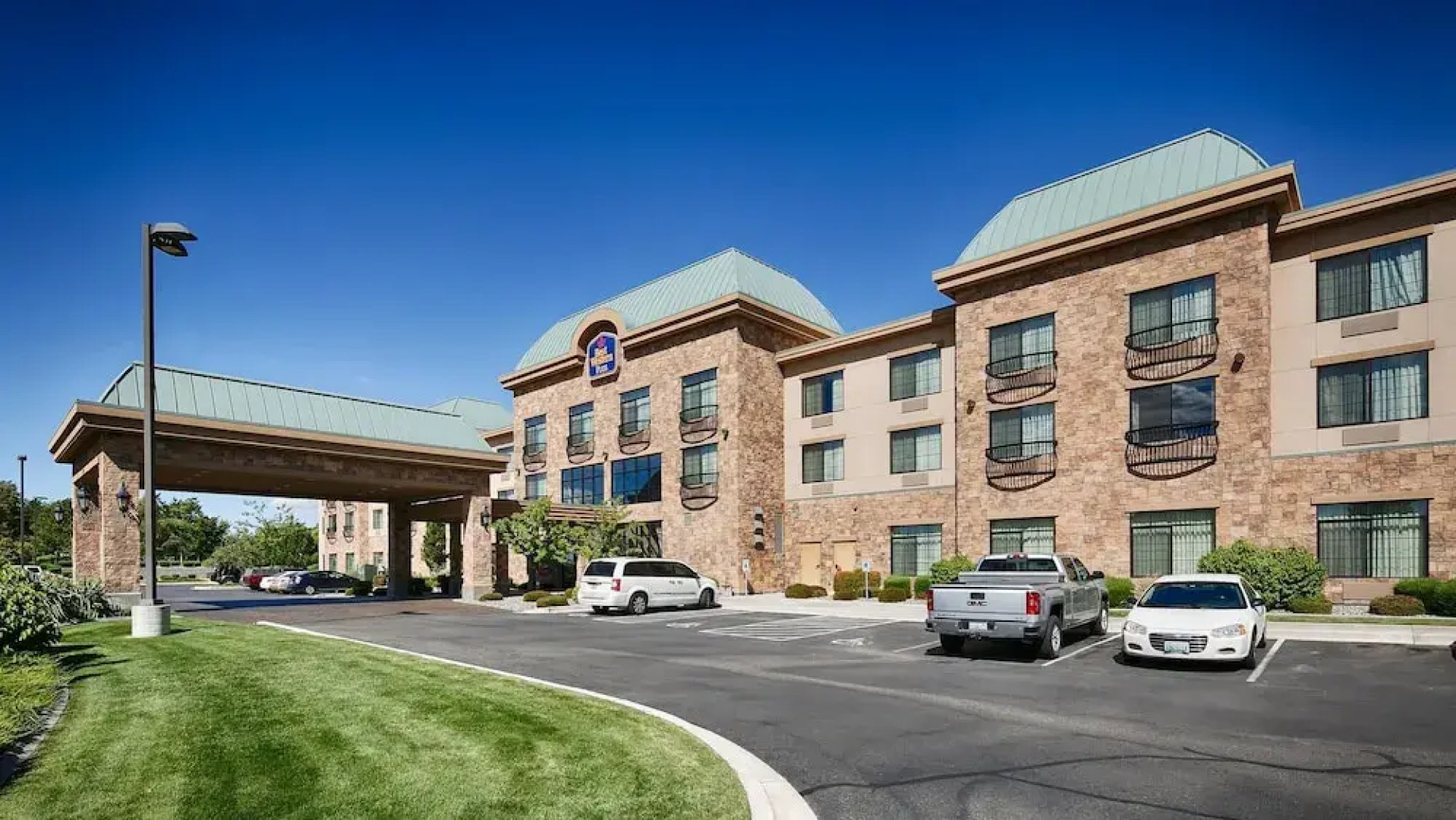 Best Western Premier Pasco Inn & Suites