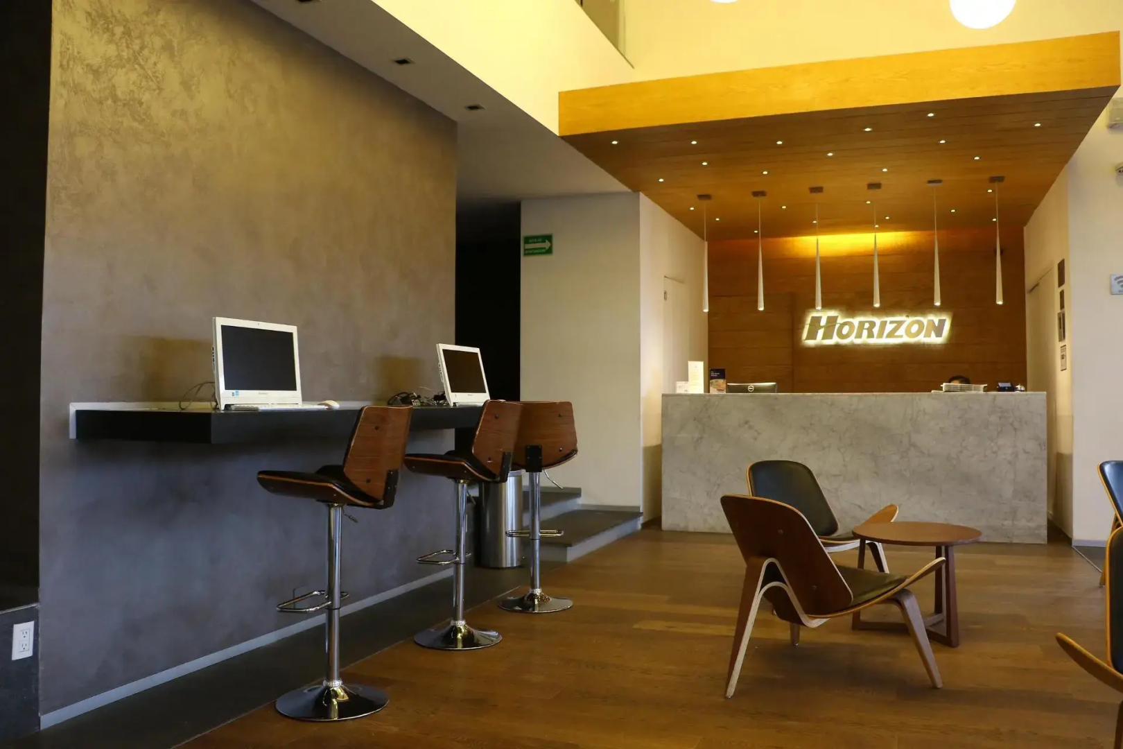 Hotel Horizon and Convention Center