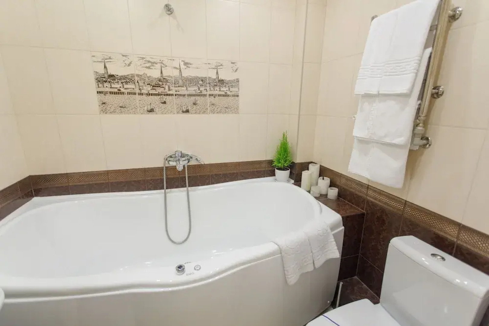 Королевский «люкс» у озера