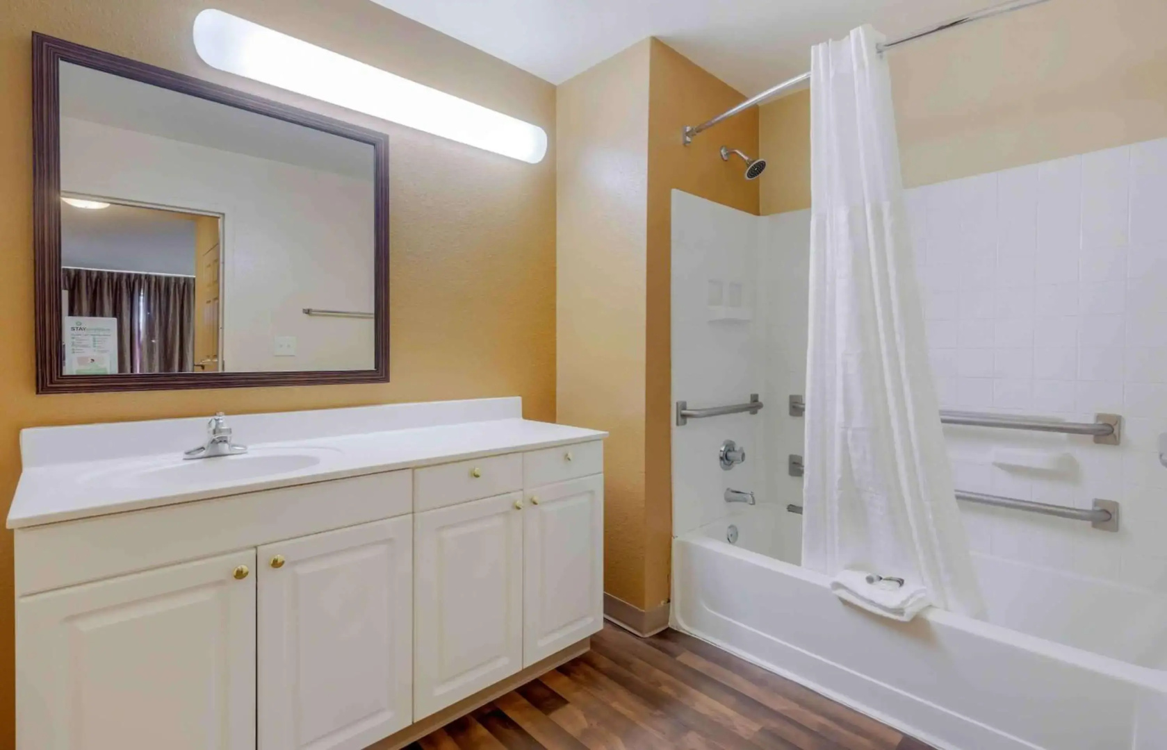 Extended Stay America Select Suites Raleigh RTP 4610 Miami B