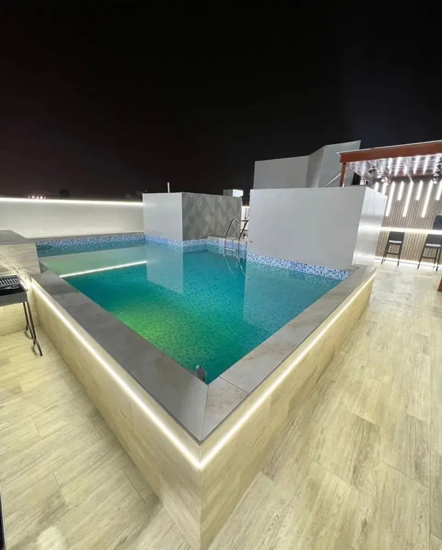 G-Boss Hotel Sur