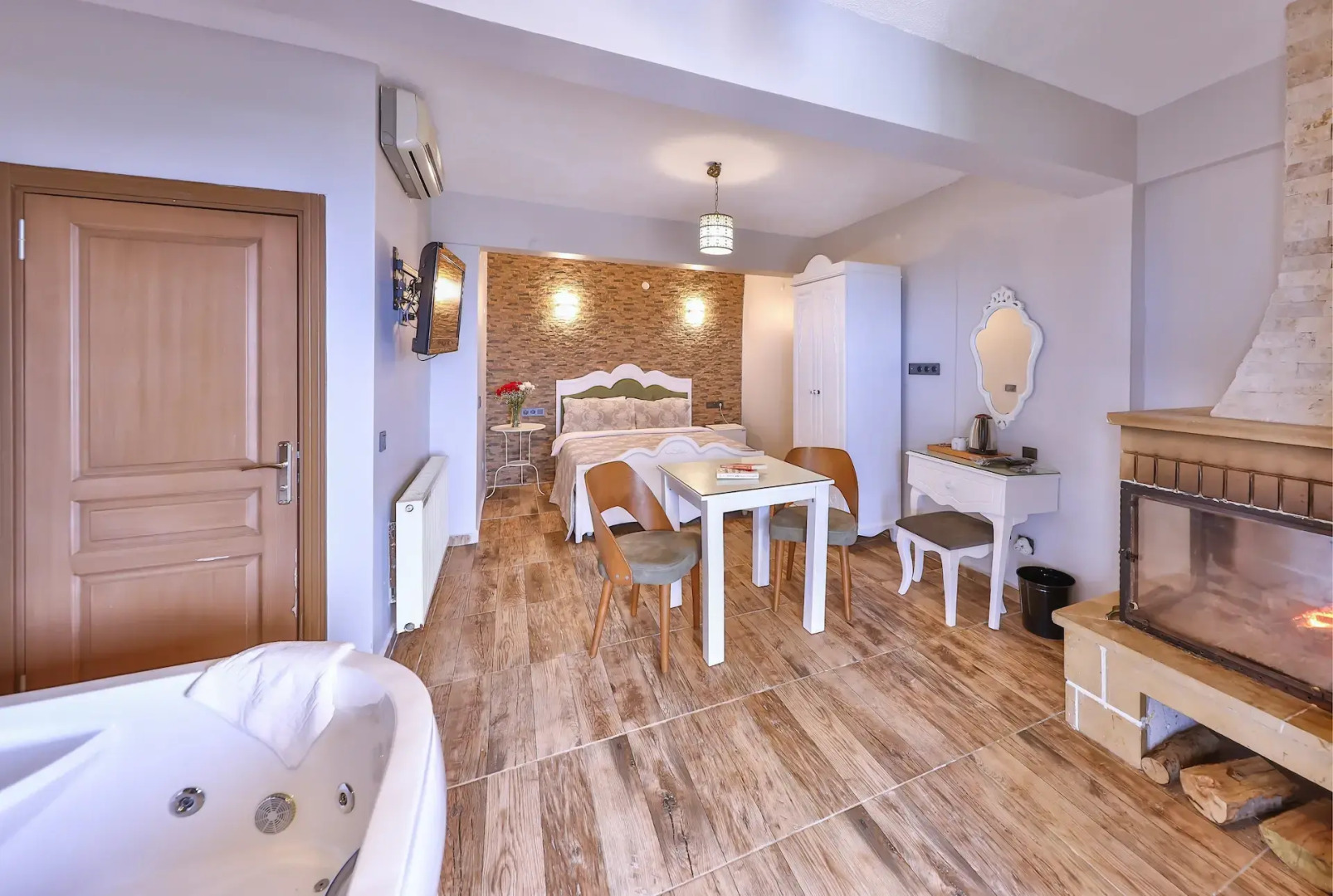 Agva Teras Garden Hotel & Bungalow