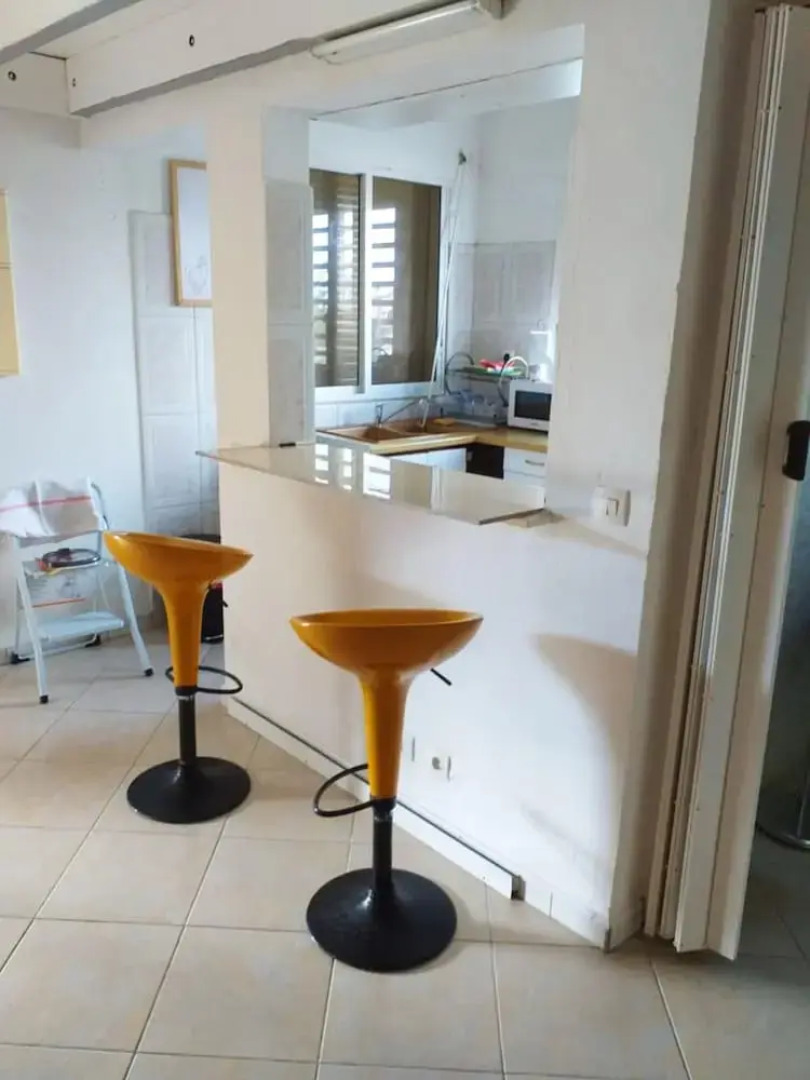 Studio in Goyave, With Wonderful City View, Furnished Garden and Wifi