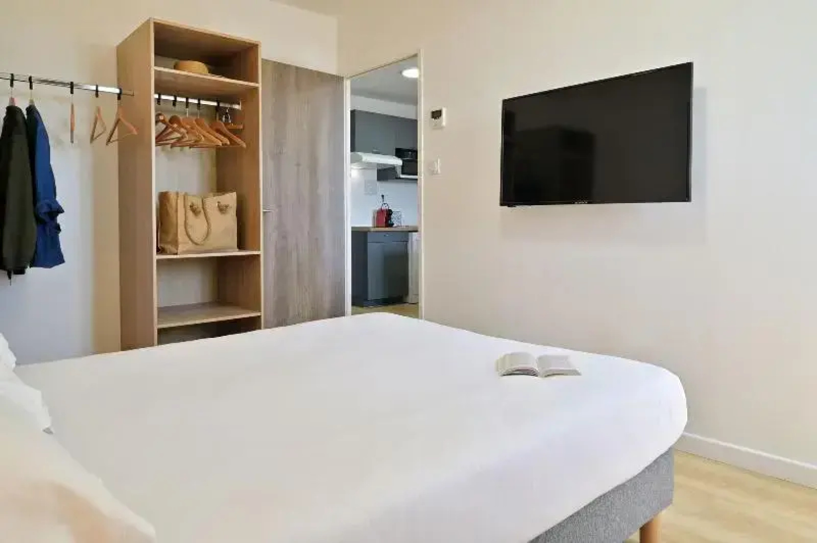 Ra Sidence Easy Lodge