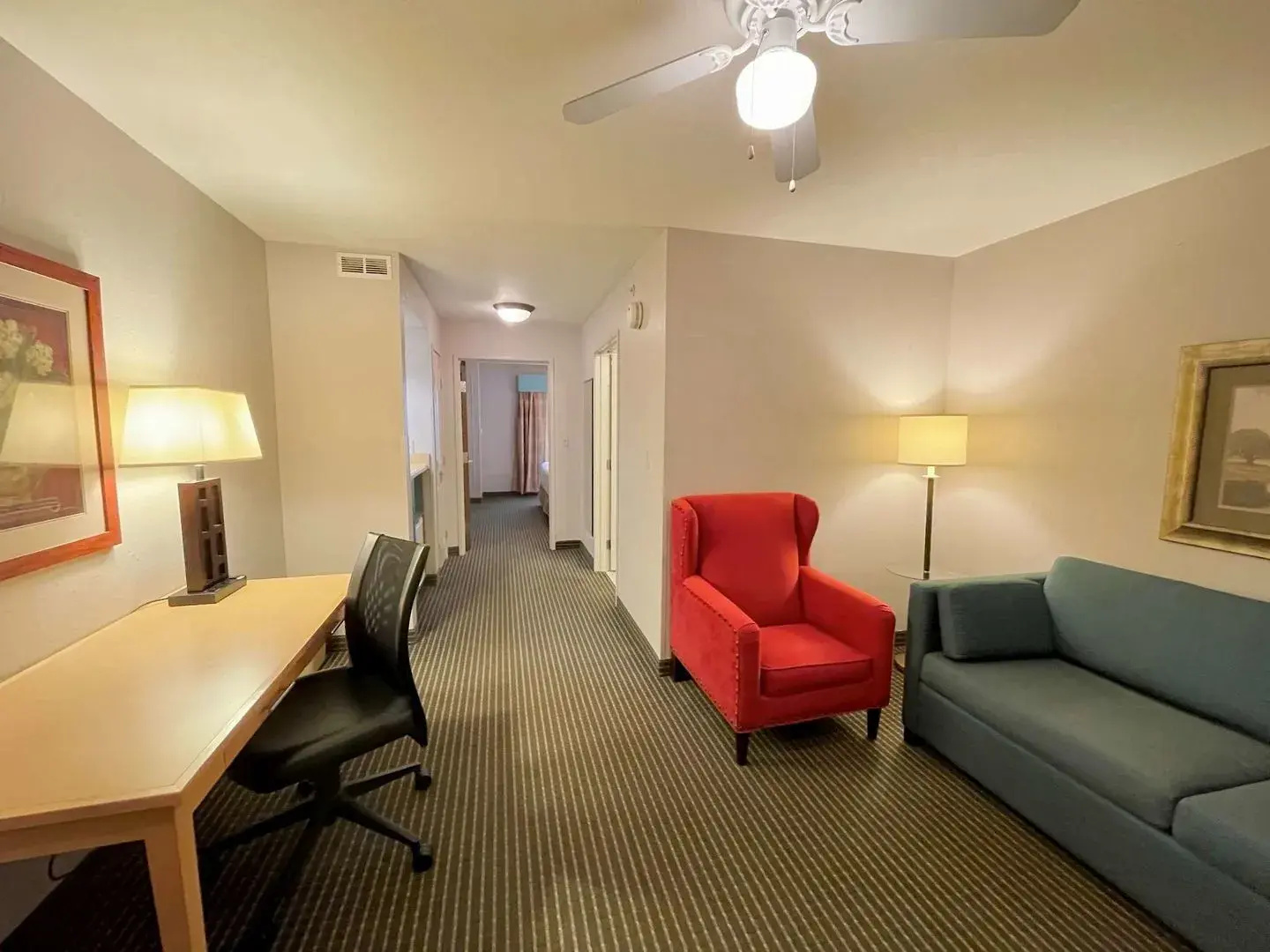 Holiday Inn Express & Suites Zion by IHG