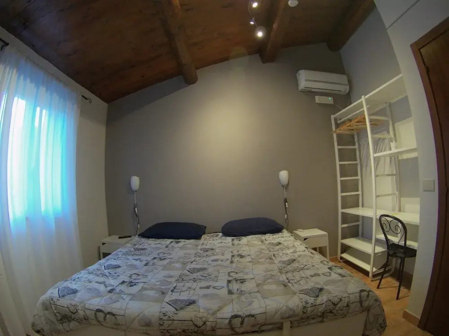 Country House LIsola Che Non C