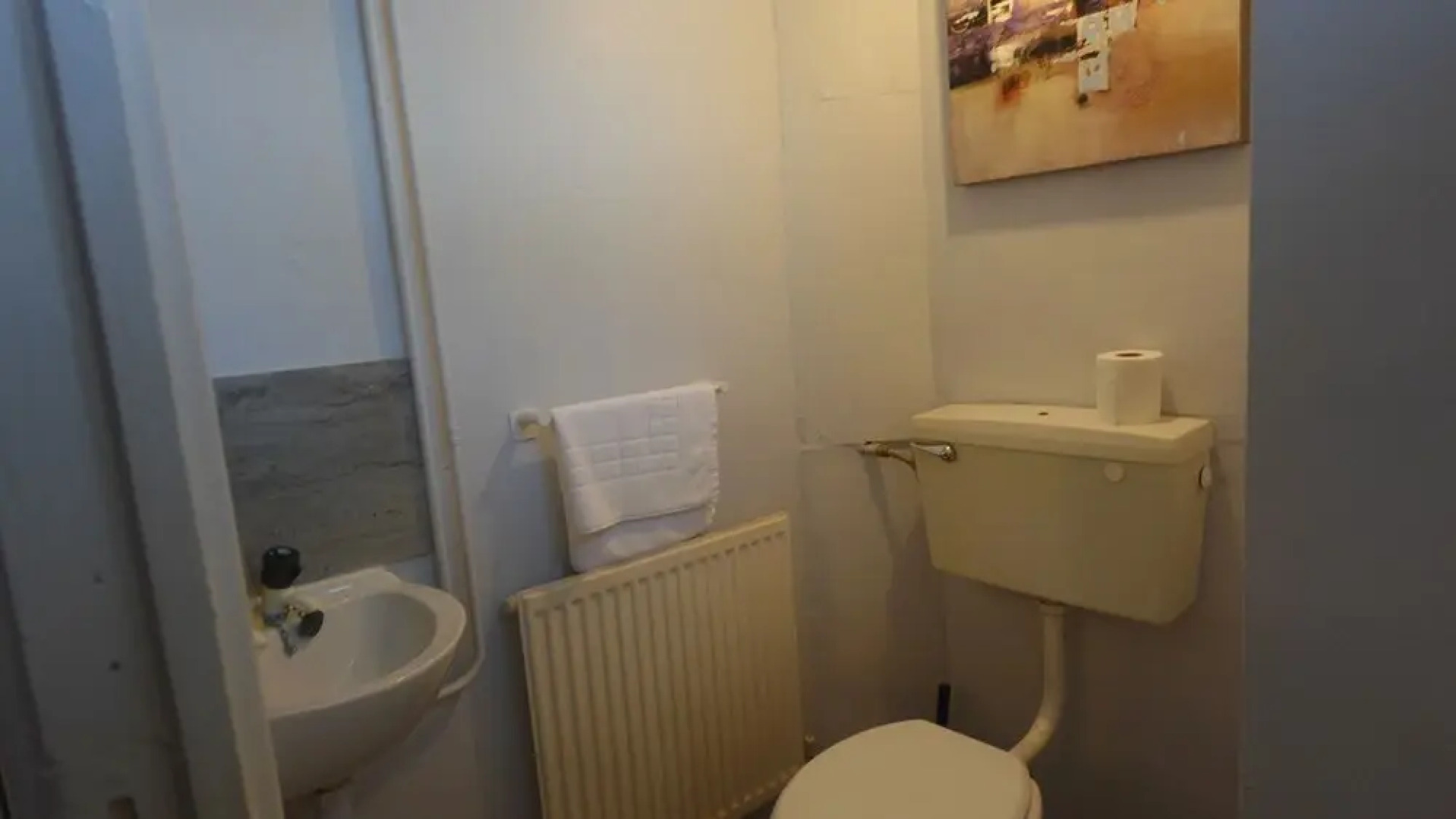 Chelsea House - Huku Kwetu