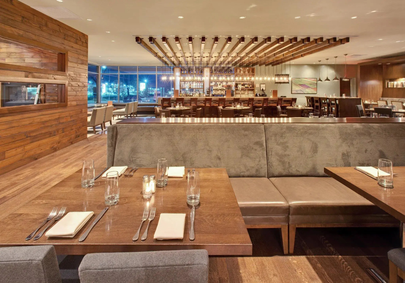 Crowne Plaza Lombard Downers Grove by IHG