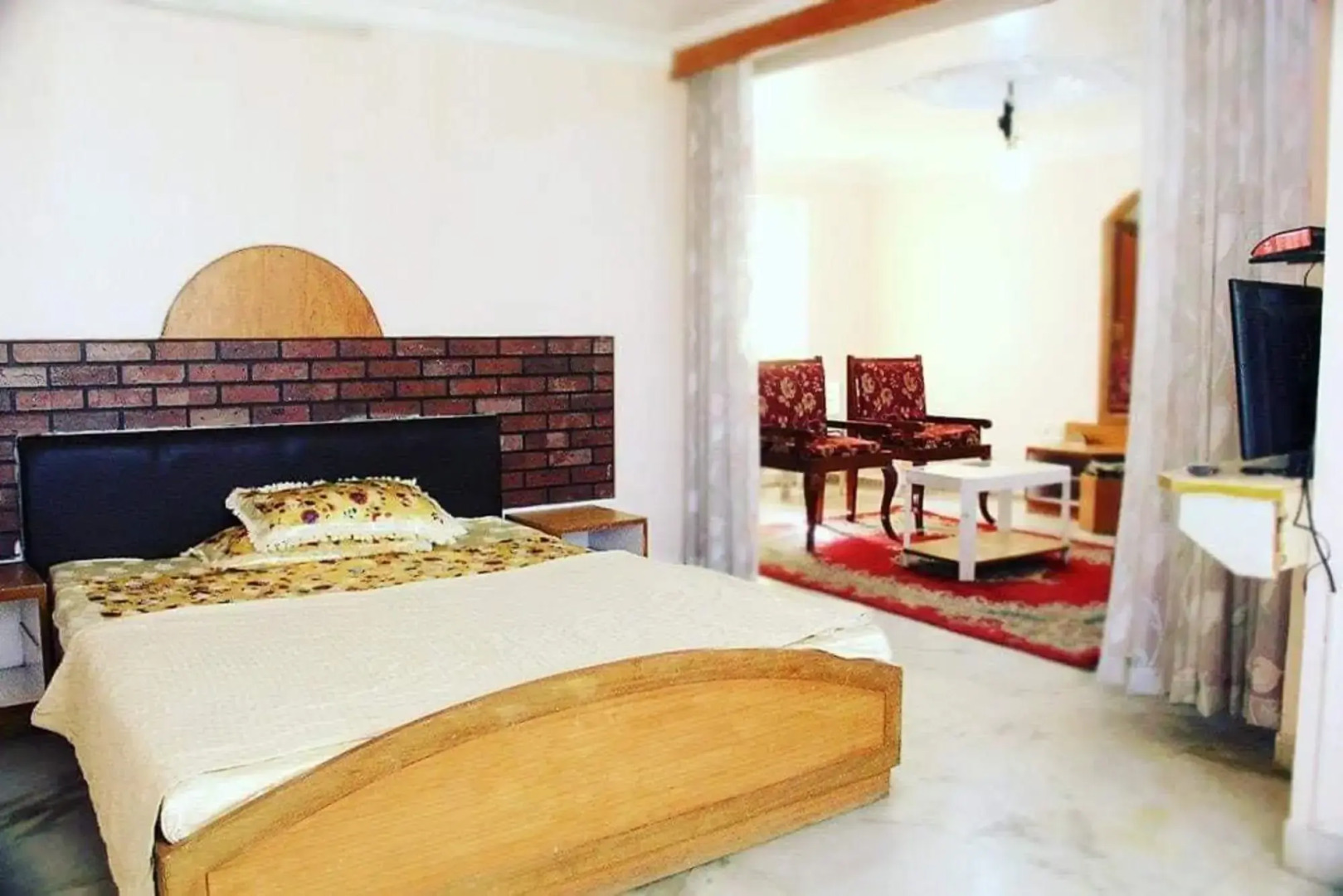 Hotel Vishwamitra