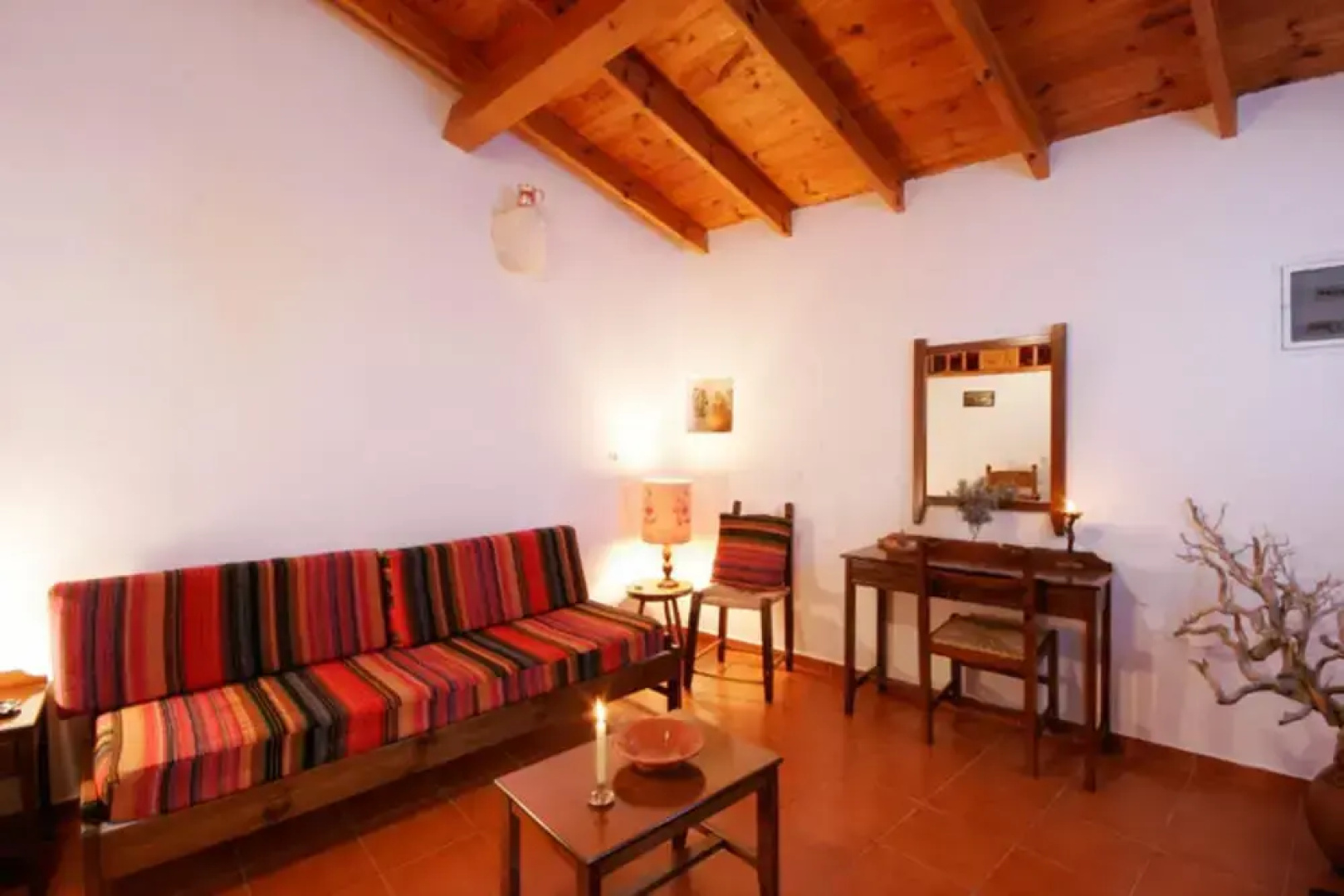 Fenareti Village House