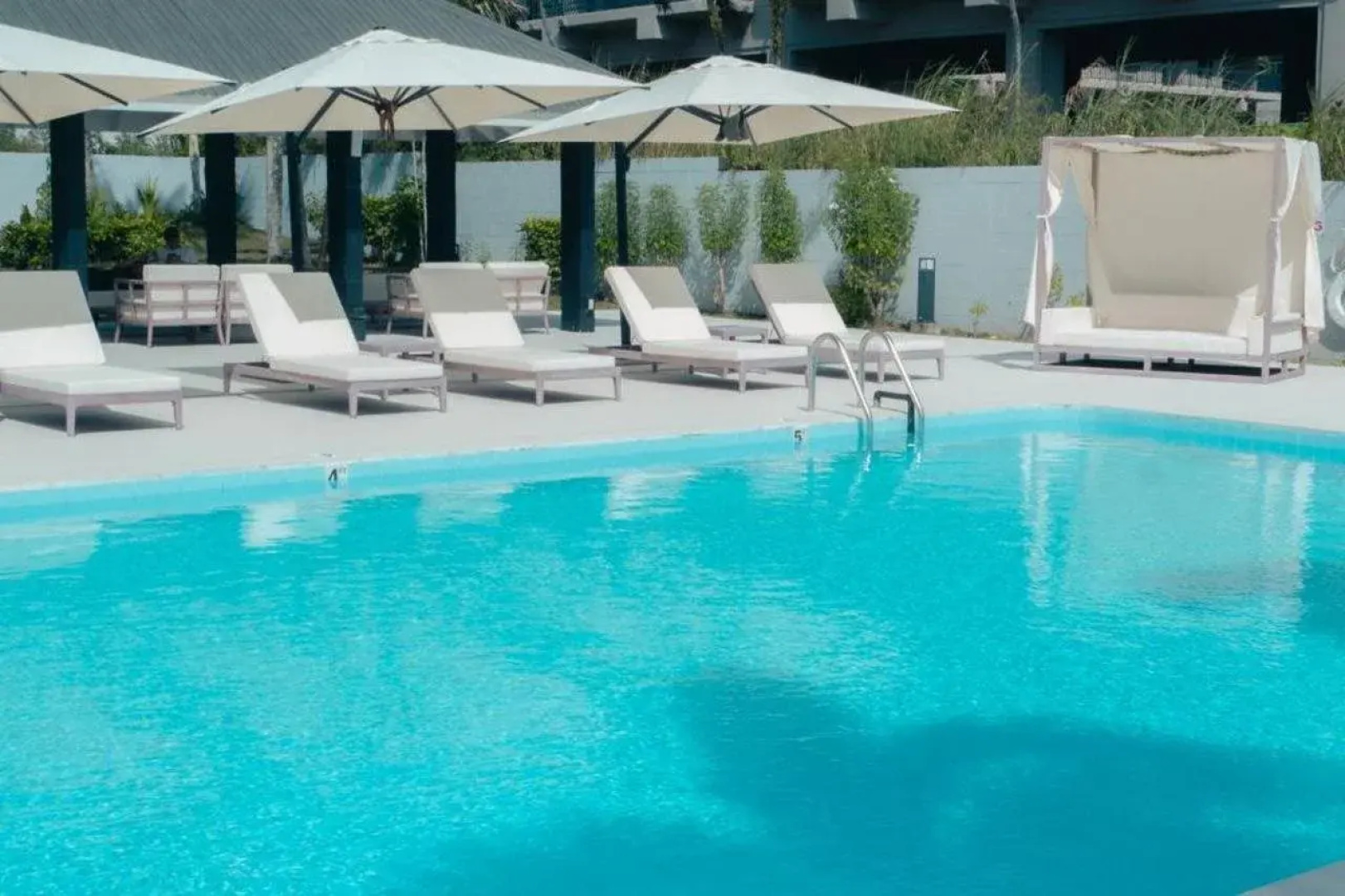 Pacific Bay Hotel